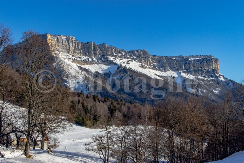 Le falesie del Mont Granier, durante il giro della Certosa