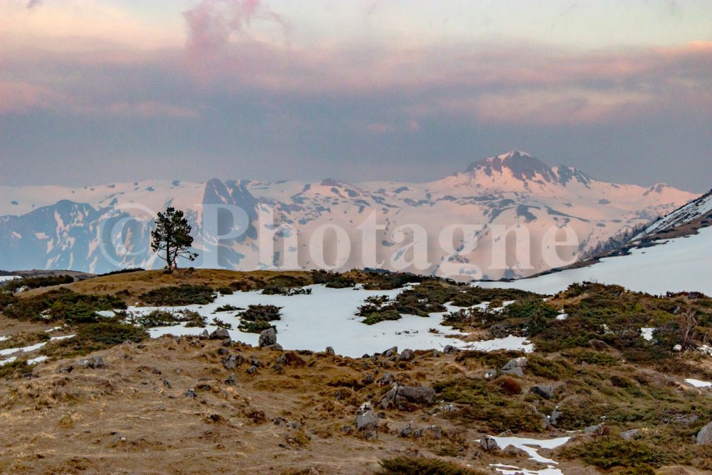 Le plateau d'Ourdinse, derrière le pic de Chebretou