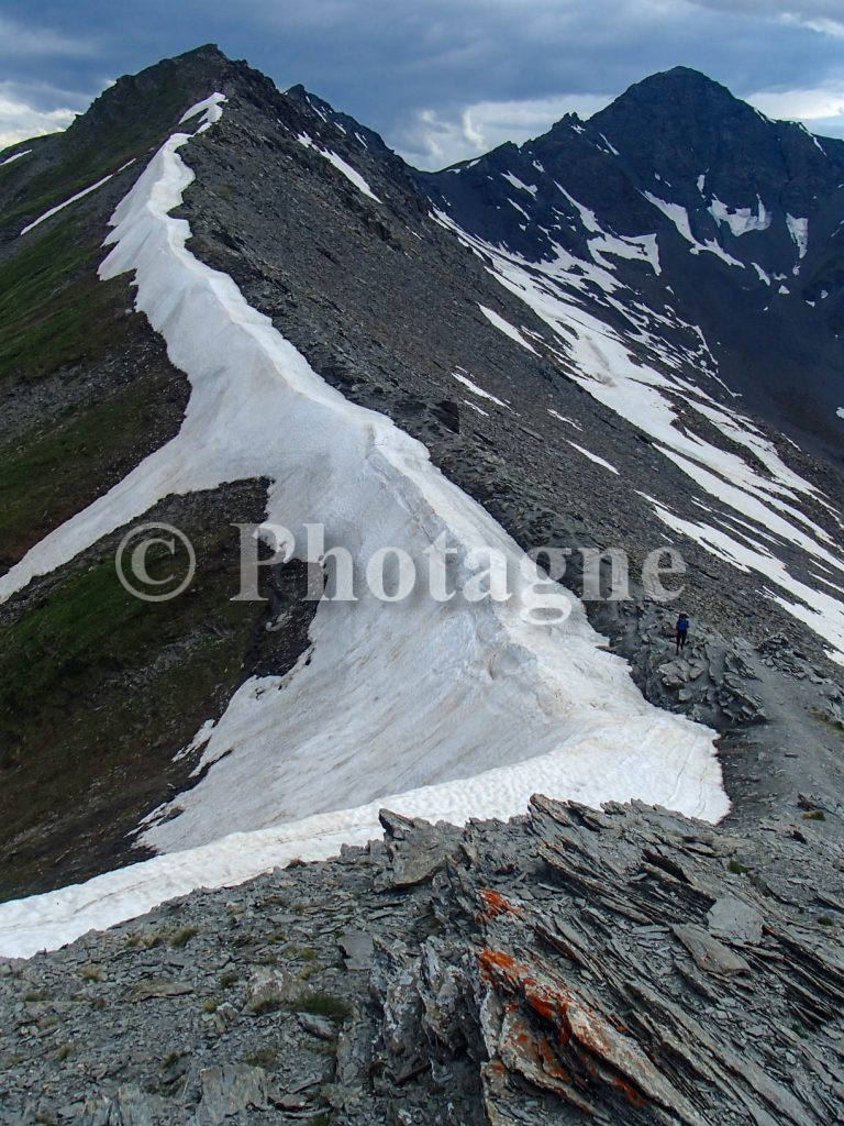 Un névé tardif au col du petit Malrif