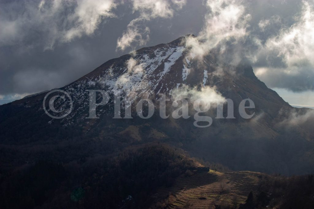 Monte Prana sotto la tempesta