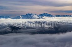 La haute montagne Corse enneigée depuis le San Petrone