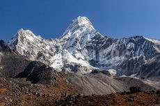 L'Ama Dablam depuis le camp de base