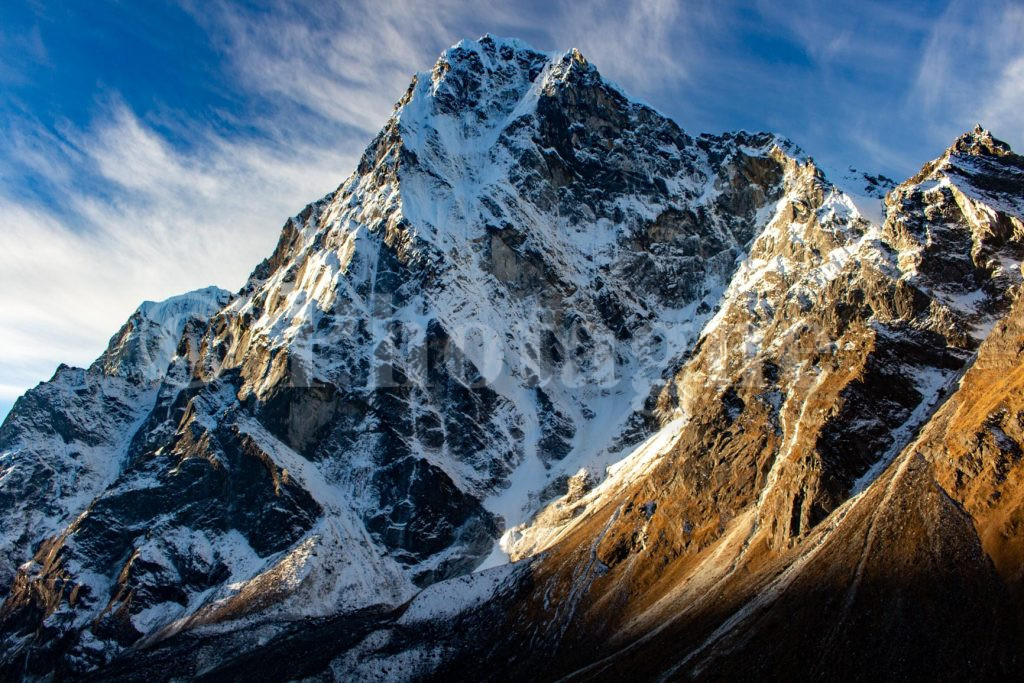 Cholatse al mattino, durante il trekking dei tre passi