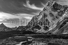 Cholatse and frozen streams