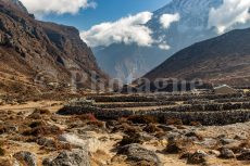 Valle di Bhote Koshi, sul trekking dei tre passi