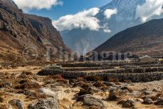 Bhote Koshi Valley, on the trek of the three passes