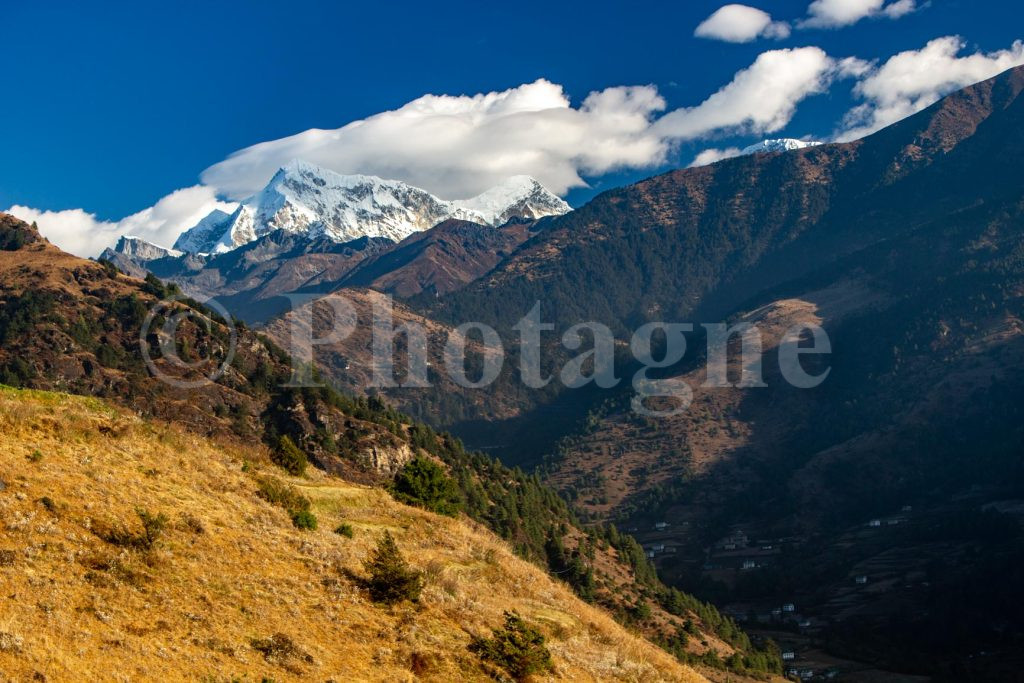 Au-dessus de Junbesi, sur le trek des trois passes