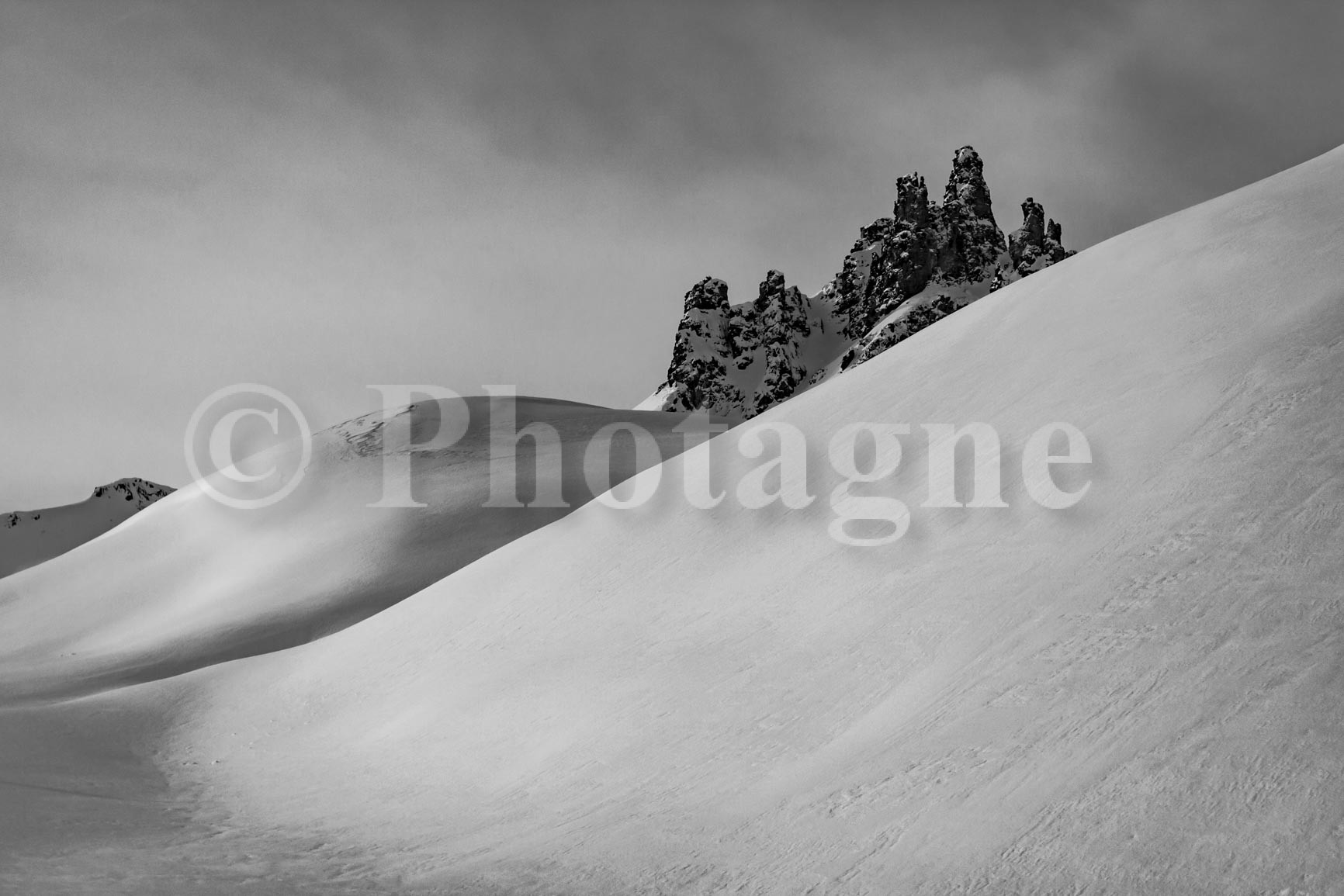 Paesaggio montano sotto la neve nella Vanoise