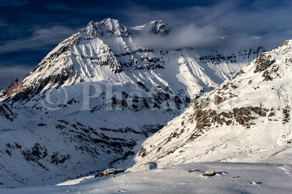 Chalet and Grande Casse in winter